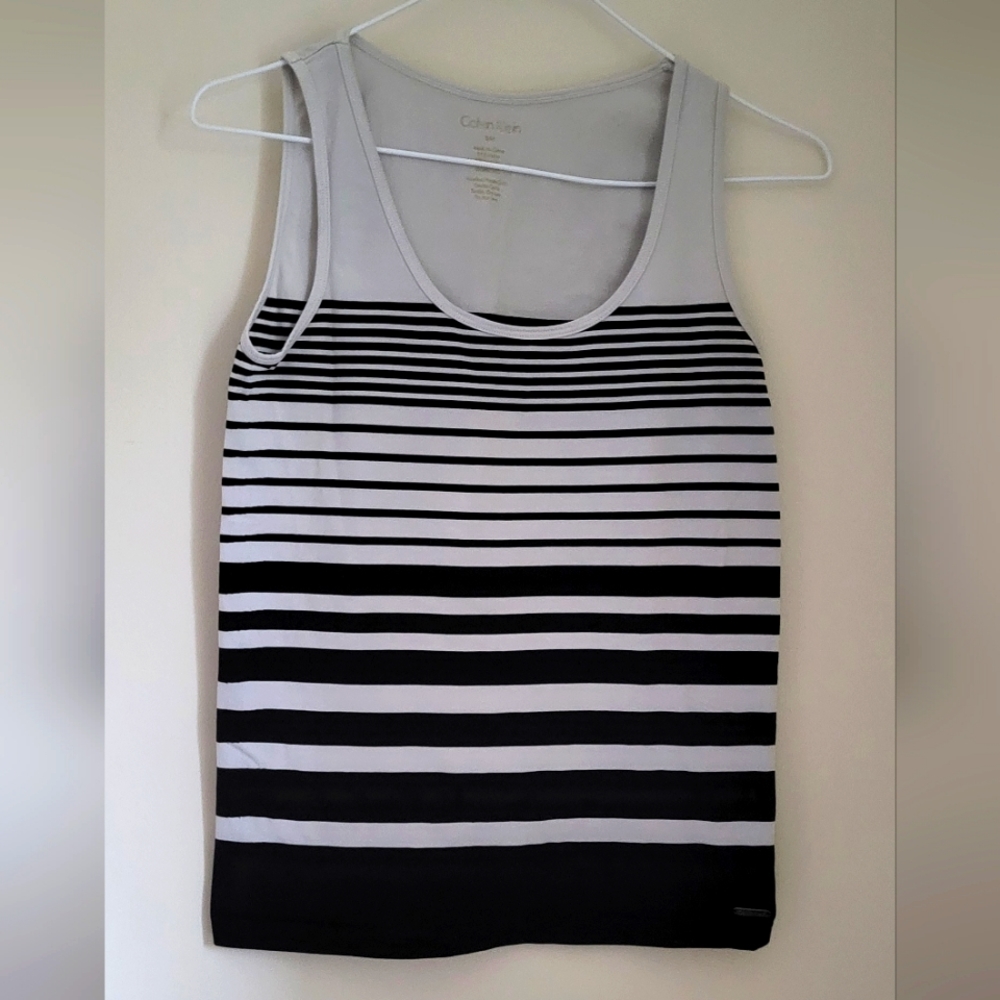 Calvin Klein Womens Small tank top